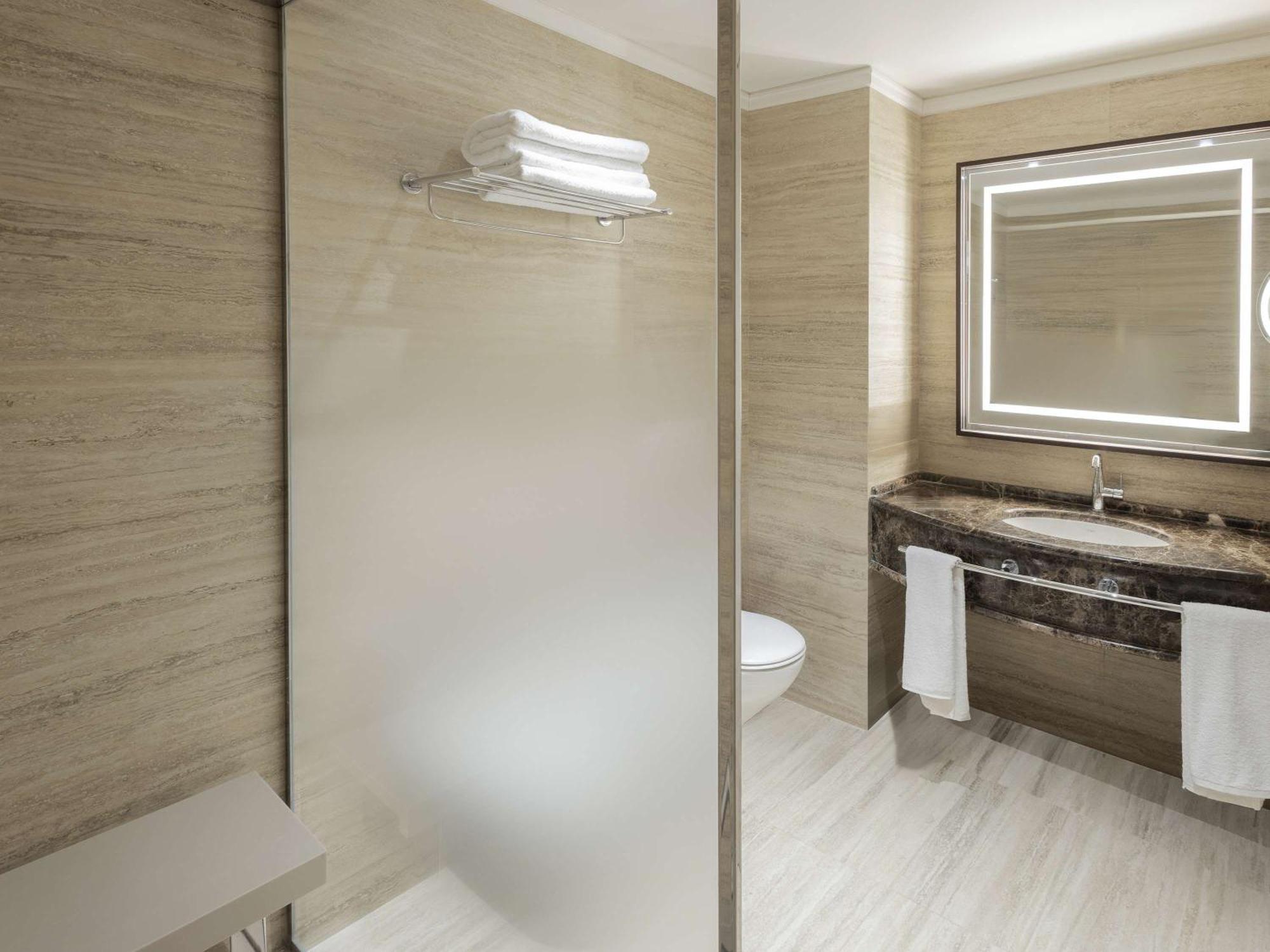 Hotel Oran Bay Managed By Accor Екстер'єр фото