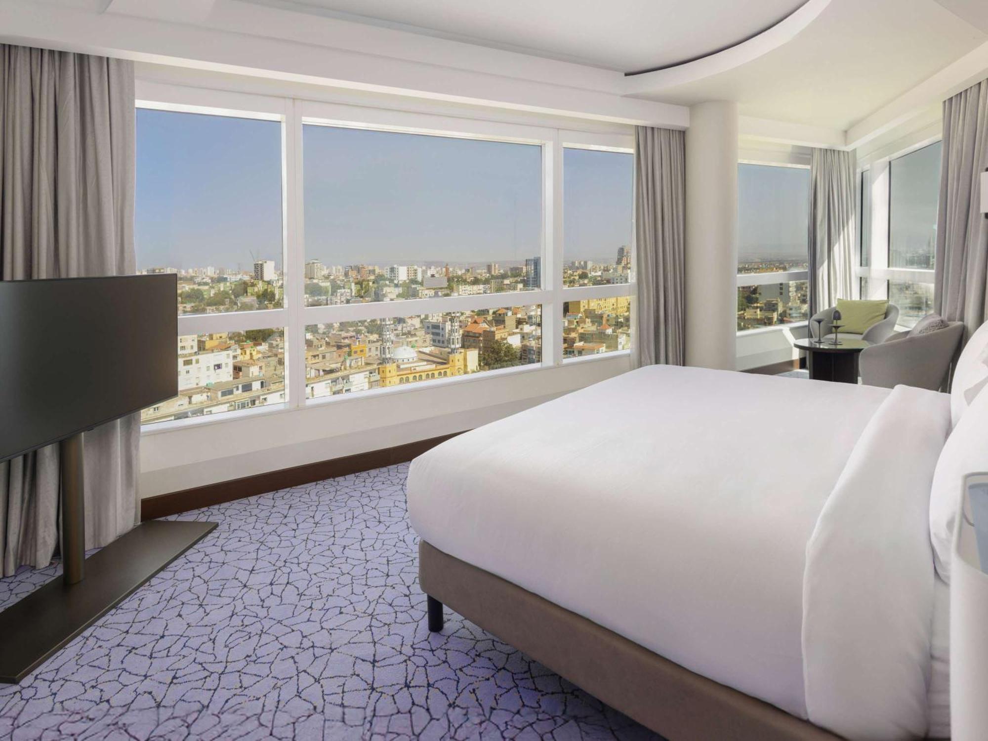Hotel Oran Bay Managed By Accor Екстер'єр фото