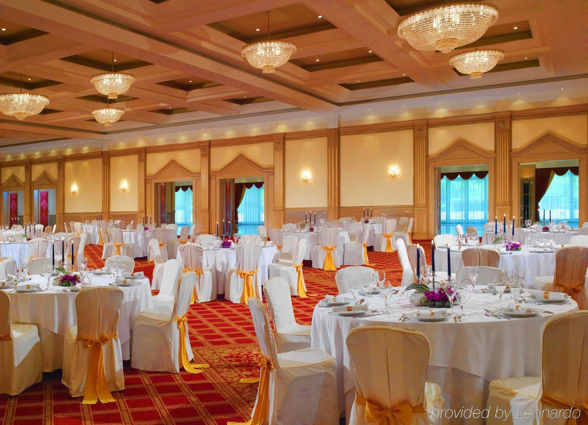Hotel Oran Bay Managed By Accor Екстер'єр фото