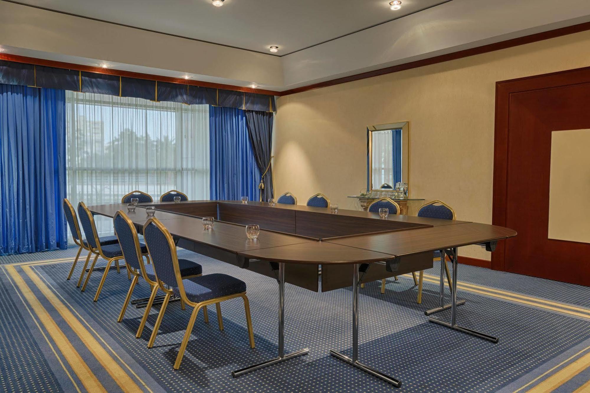 Hotel Oran Bay Managed By Accor Екстер'єр фото